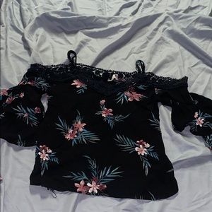 floral off the shoulder shirt! MOVING SALE!!!